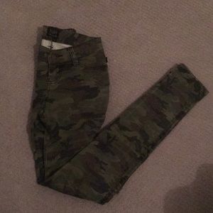 Tripp nyc Jeans - Tripp nyc camo jeans Tripp nyc Jeans - Tripp nyc camo jeans